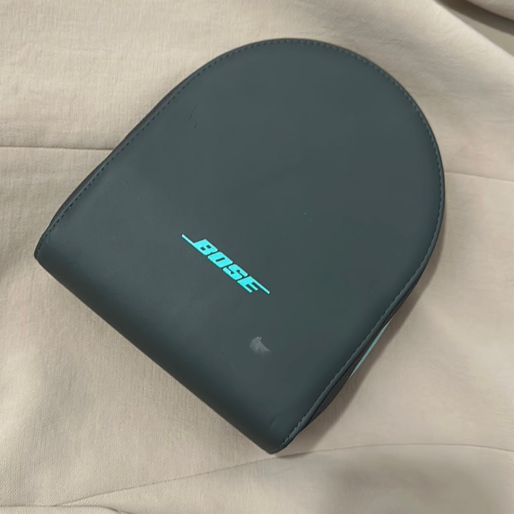 Bose headphones with headphone Jack